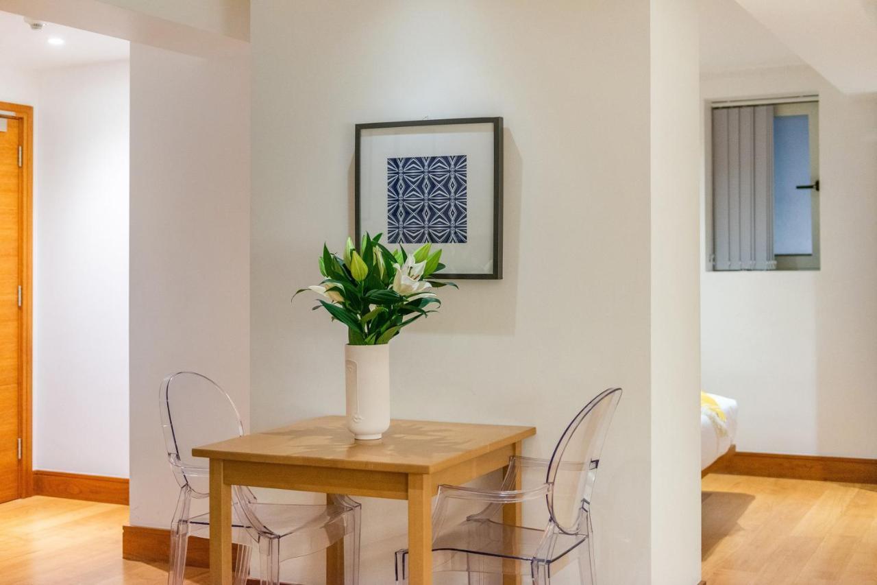 Studio - Tower Hill - City Centre By Prime London Stays N-7 Ngoại thất bức ảnh